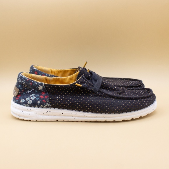 Hey Dude Wendy Funk Floral Dot Slip On Loafer Shoes Women's Size 8 - Picture 3 of 8